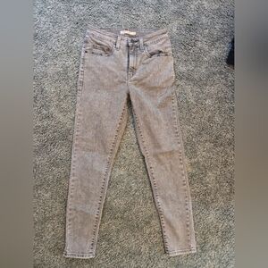 Levi's Women’s Skinny Jeans — Light Gray Wash